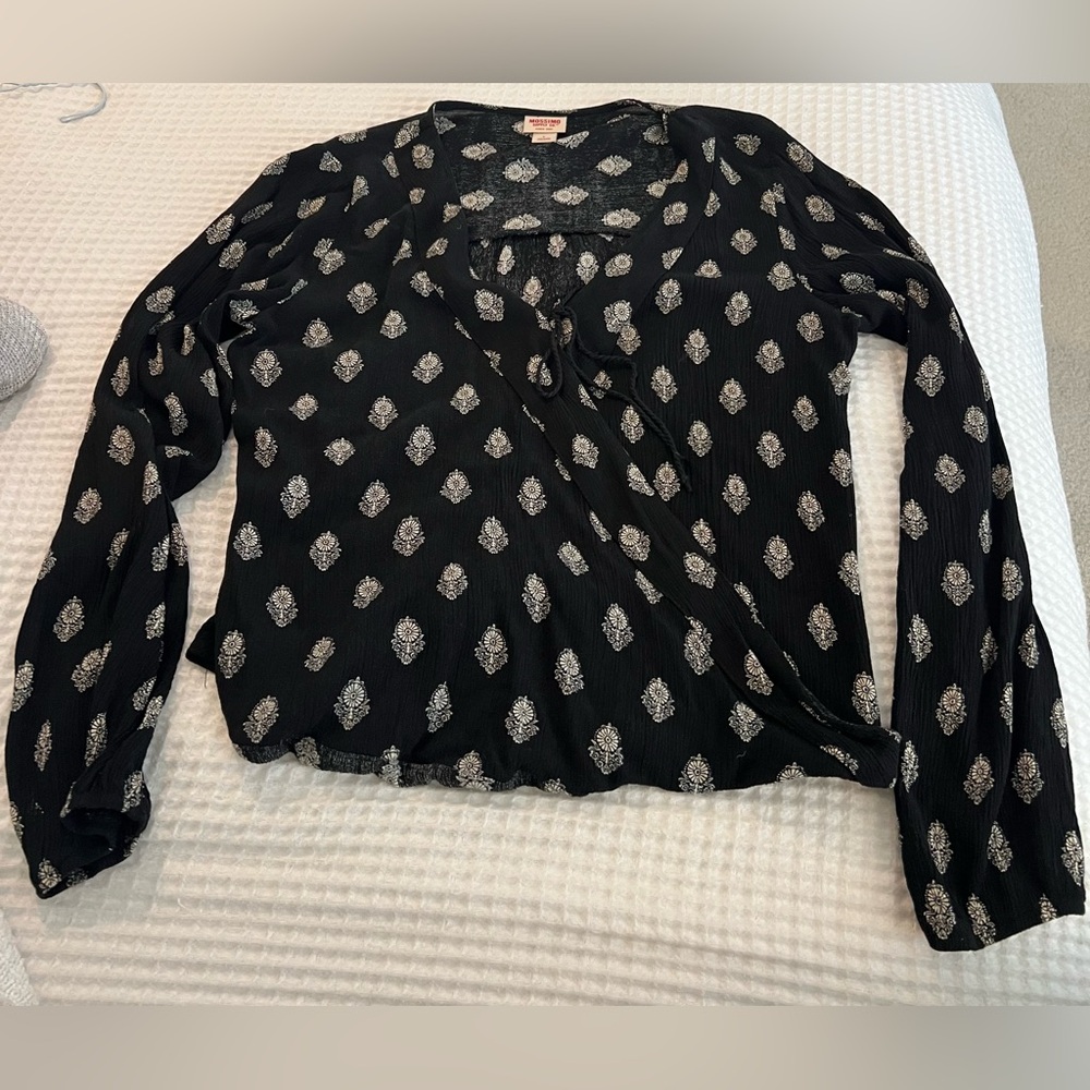 Mossimo Supply Co. Black Blouse with White Design